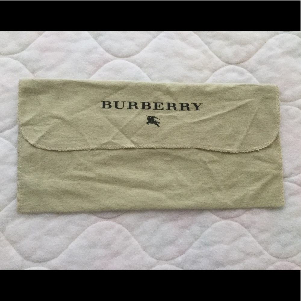 Burberry wallet cover